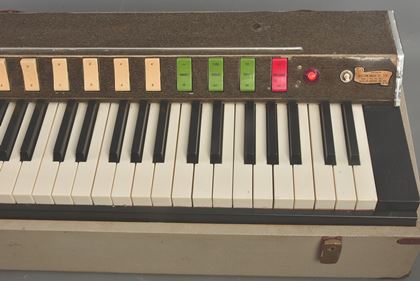 Hohner-Symphonic 30 1964 tube organ (Zep)